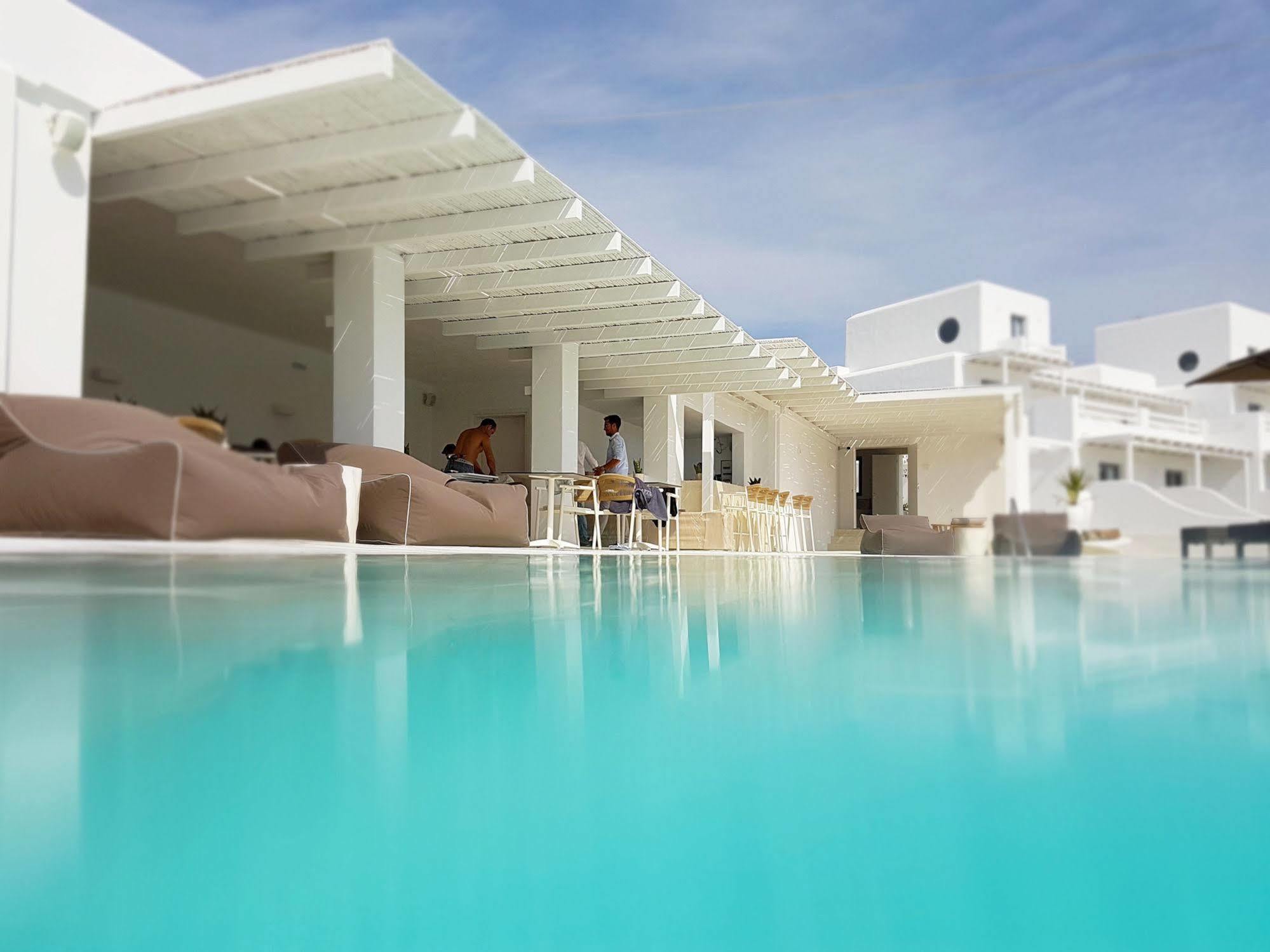 Livin Mykonos - Adults Only Otel 4*